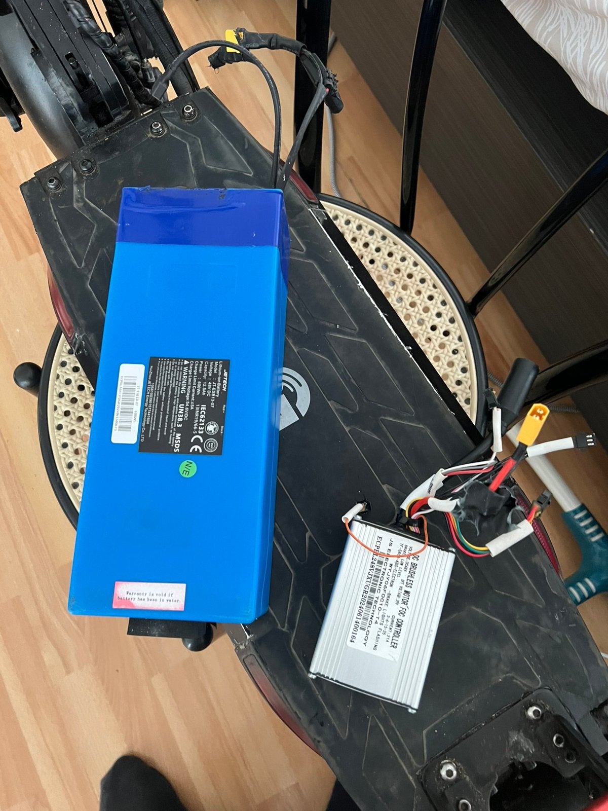 Batterie trottinette, Ophalen of Verzenden, Zo goed als nieuw