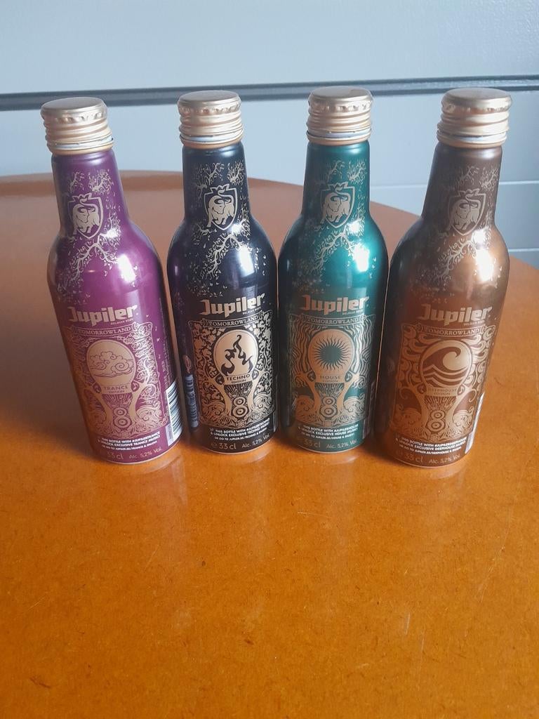 4 exclusieve flesjes Tomorrowland bierflesjes, Verzamelen, Biermerken, Ophalen of Verzenden, Gebruikt, Flesje(s), Jupiler