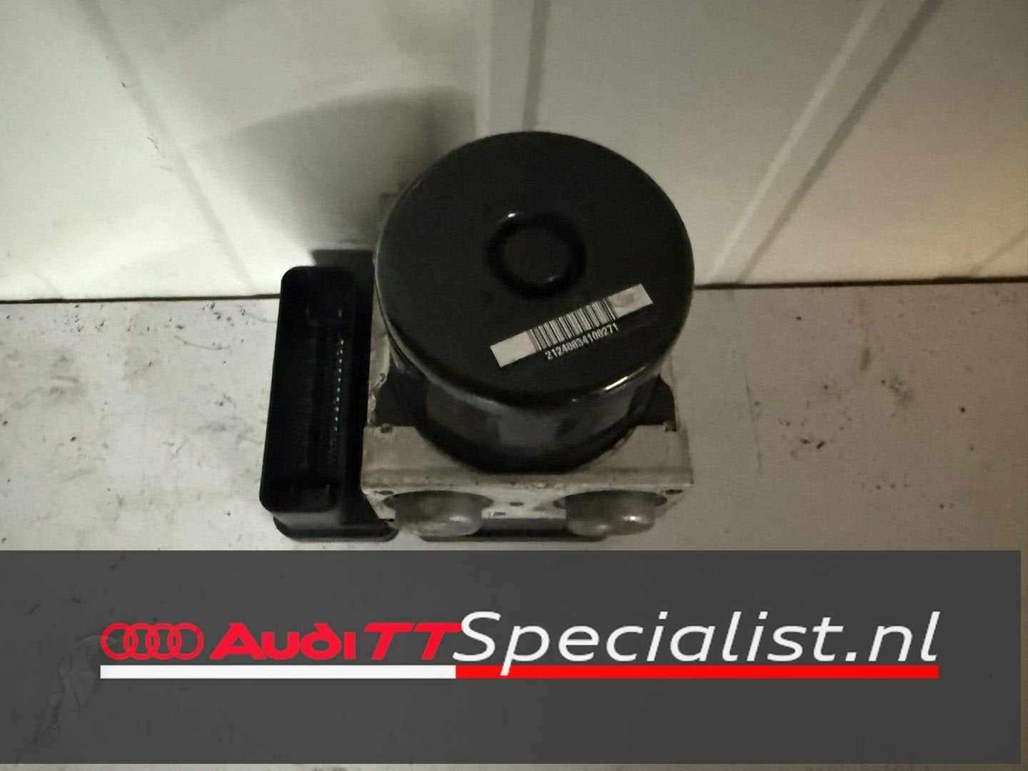 Originele ABS pomp Audi TT MK2 8J  8J0614517, -, Audi, Utilisé, -