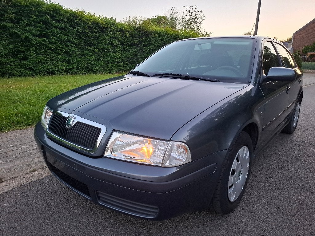 Skoda Octavia 1.4i 75 PK Benzine Klimaat 5 Deurs 2009, Auto's, Skoda, Voorwielaandrijving, Dealer onderhouden, Stof, 4 cilinders