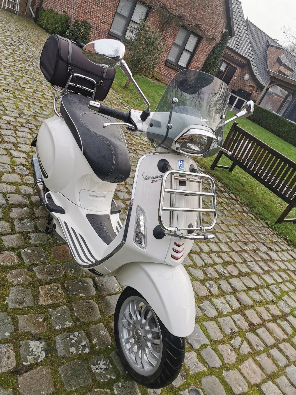 Vespa Sprint S 125iè ABS.met vele extra optie's.2400 kms., Motoren, Scooter, Occasion, ABS, Bedrijf
