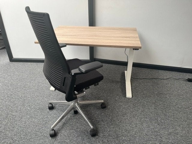 Zit-sta bureau elektrisch (Wit), Computers en Software, Laptoptafels, Ophalen