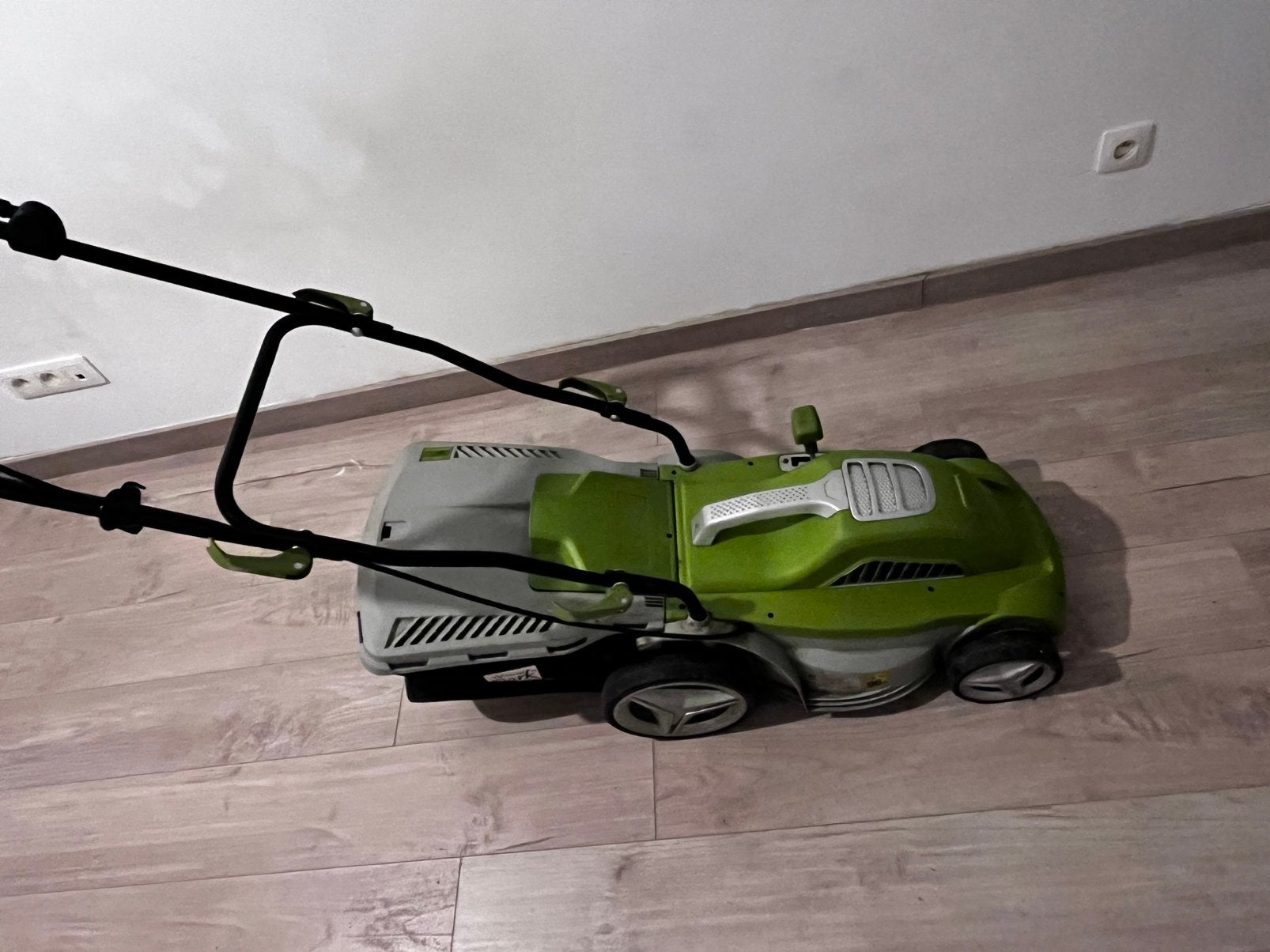 Tondeuse a gazon électrique, Jardin & Terrasse, Enlèvement, Comme neuf, Bac de ramassage