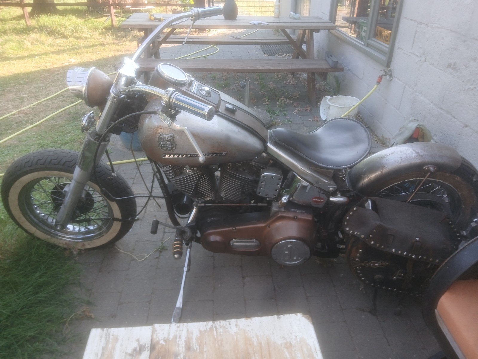 Schade moto harley davidson evo 1988, Motos, Motos | Harley-Davidson, Particulier, Enlèvement