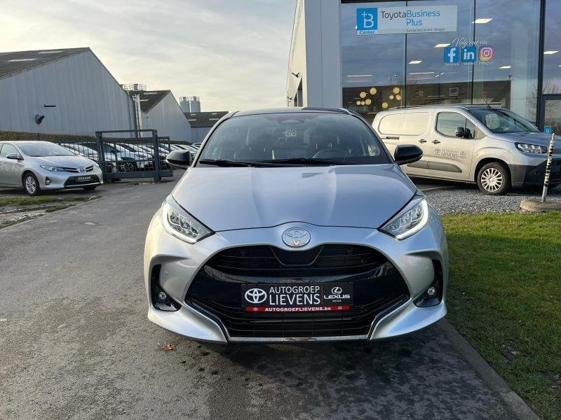Toyota Yaris 1.5 HYB STYLE + COMF+ PANO, Autos, Toyota, Achat, Euro 6, https://public.car-pass.be/vhr/cc291c92-1c04-4149-8e1d-4ce5ecb56035