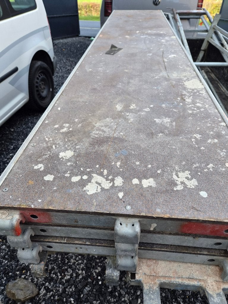 Échafaudage, Enlèvement, Utilisé, Échafaudage de façade, 5 mètres de hauteur ou plus