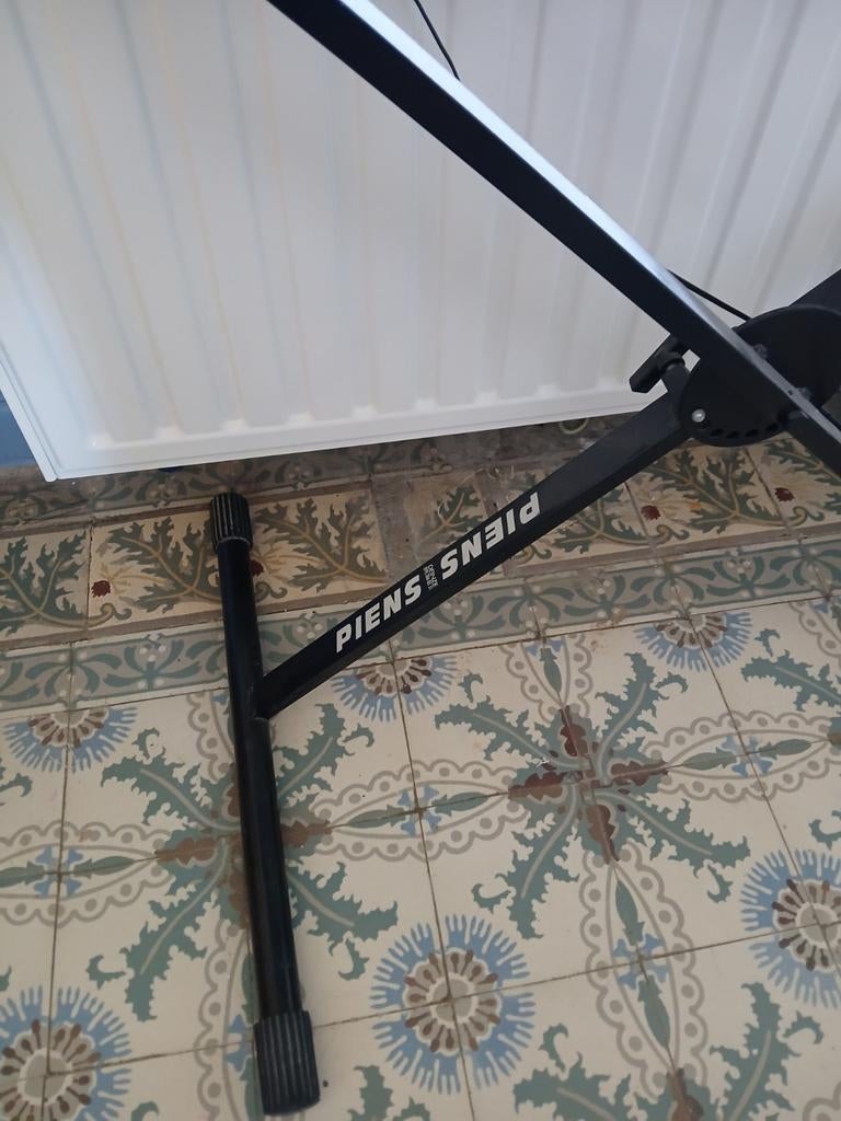 Elektrische piano met steun en bankje., Enlèvement, Utilisé