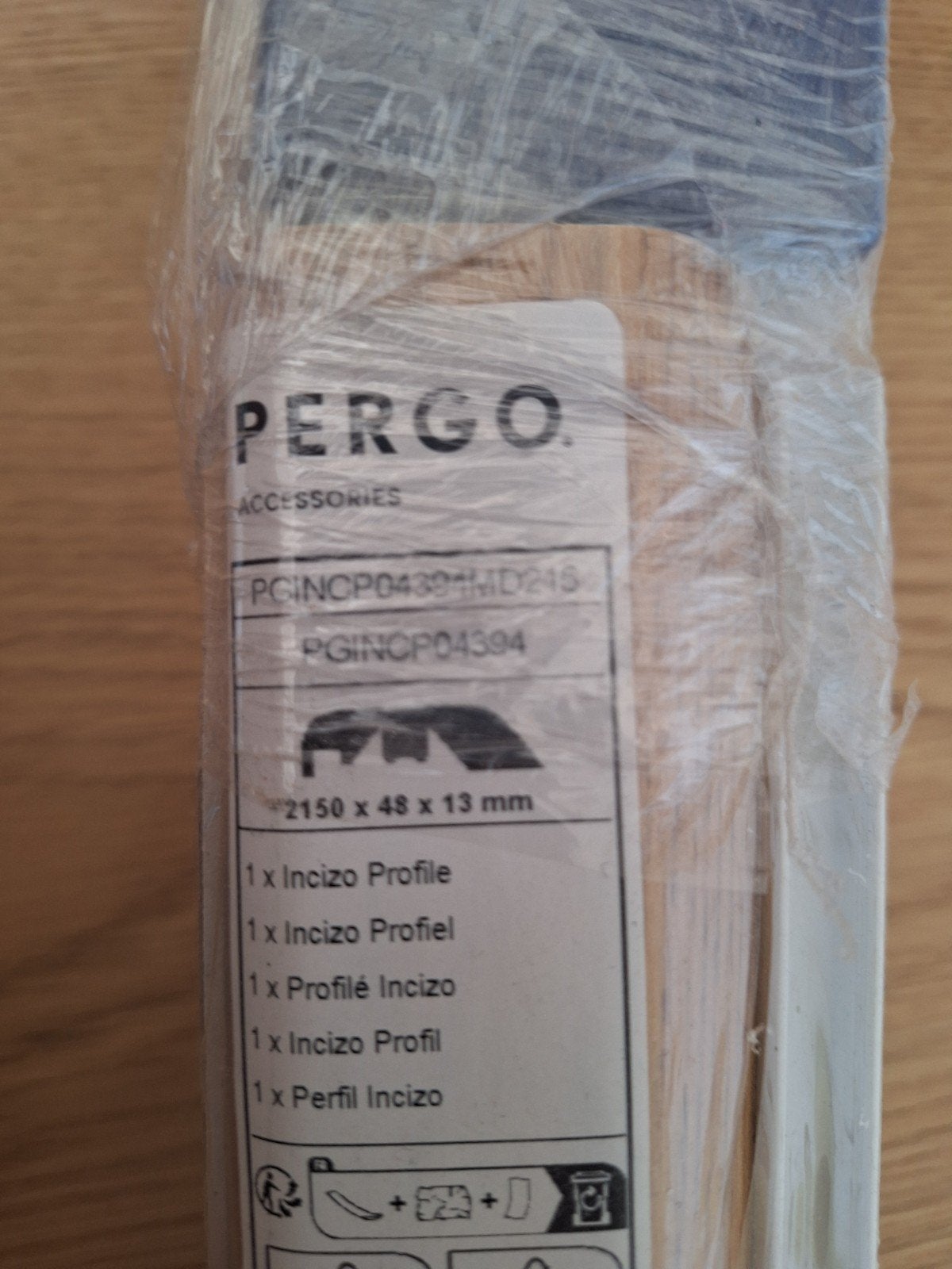 pergo incizo profiel, Doe-het-zelf en Bouw, Plinten en Afwerking, Ophalen, Nieuw, 200 tot 250 cm, Plinten