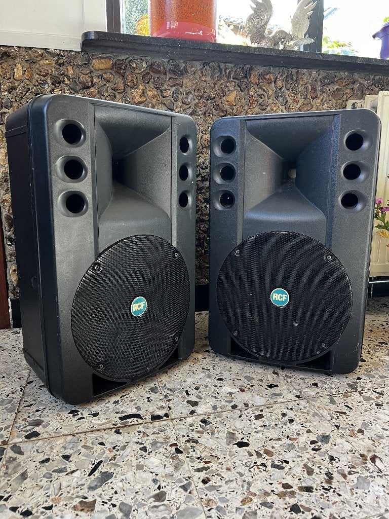 RCF ART 300, Audio, Tv en Foto, Ophalen, Gebruikt, 150 watt of meer, Overige merken