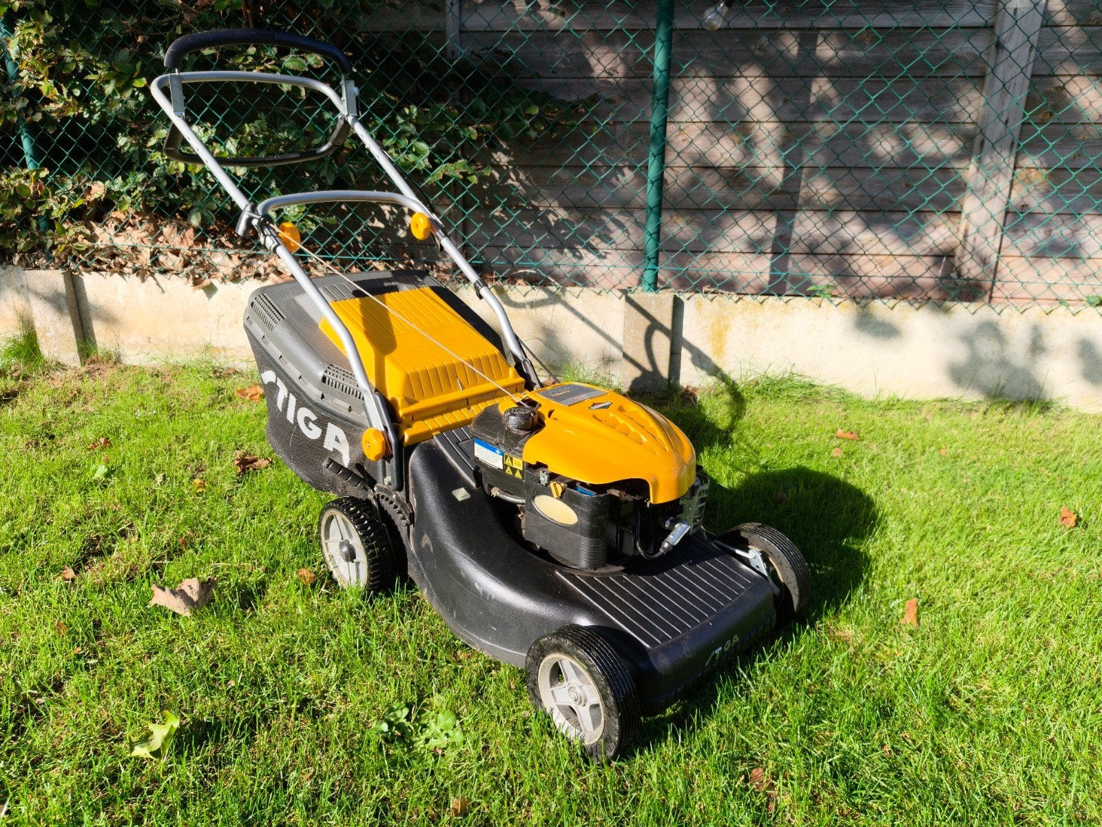 Stiga turbo pro 50SB met Briggs and stratton zelftrekker, Tuin en Terras, Ophalen