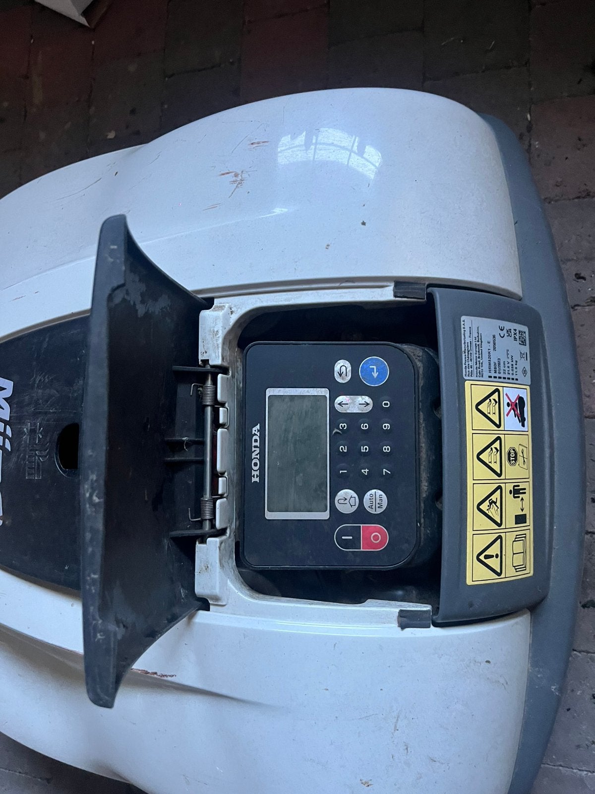 Robot tondeuse Honda HRM 510, Jardin & Terrasse, Enlèvement, Comme neuf, Plus de 25 cm