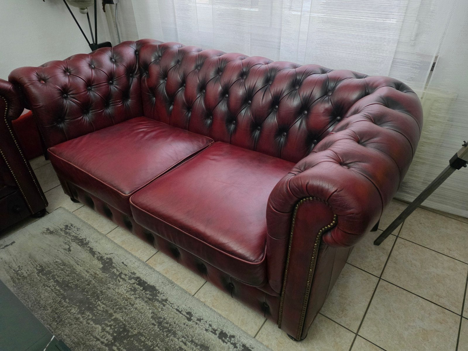 Klassiek Chesterfield bank, Ophalen, Klassiek, Tweepersoons, Leer