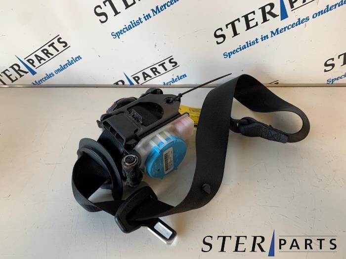 Ceinture de sécurité avant droite d'un Mercedes B-Klasse, 3 mois de garantie, Utilisé, -, -