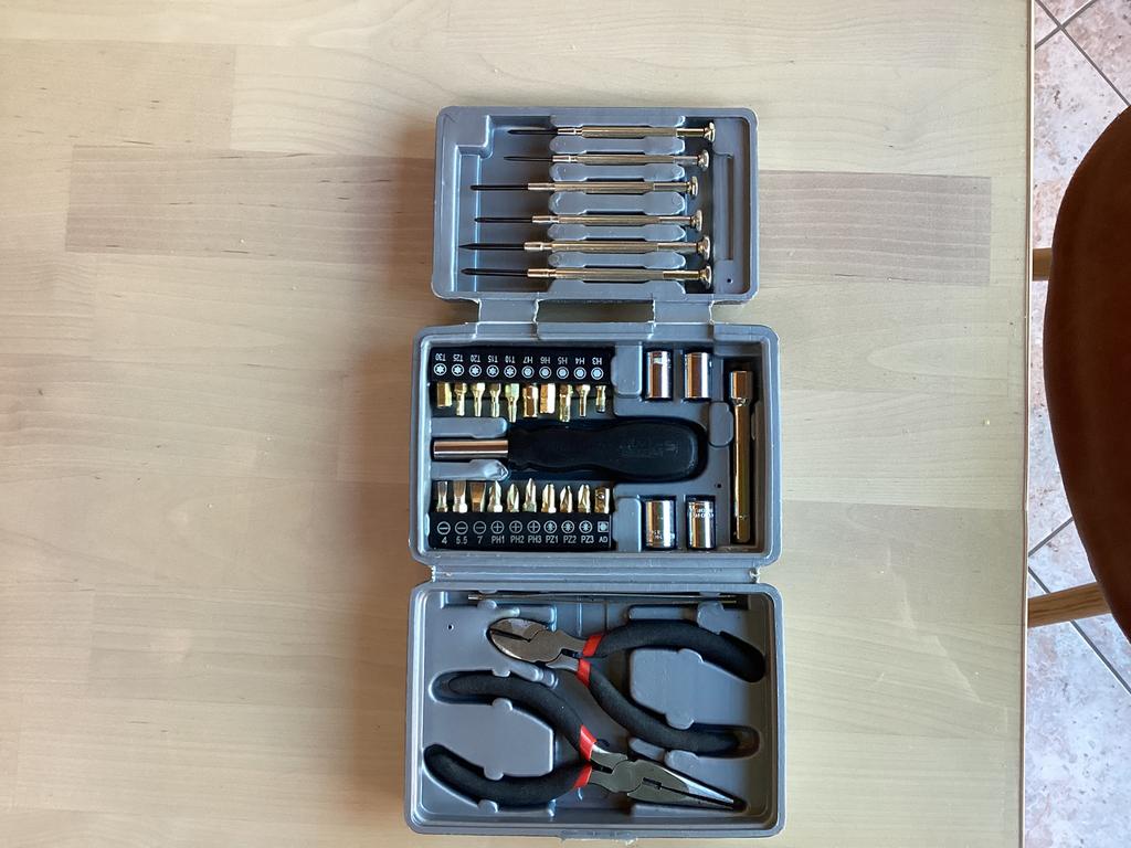 Mini trousse à outils, Enlèvement