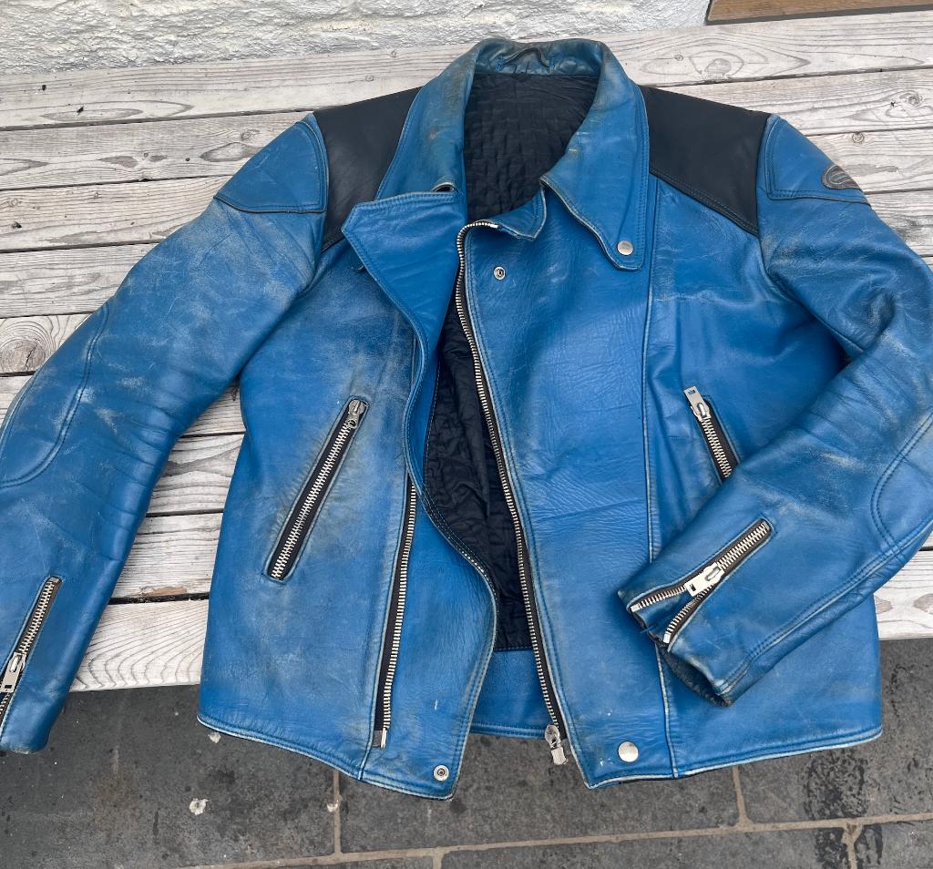 leren vest blauw  S leather vintage motorvest jack jas leer, Motoren, Kleding | Motorkleding, Ophalen of Verzenden, Tweedehands