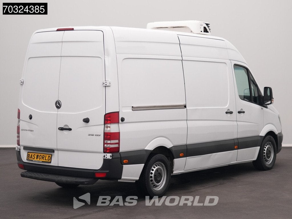 Mercedes Sprinter 316 CDI Koelwagen L2H2 Navi Airco Cruise E, Auto's, Gebruikt, Euro 6, 4 cilinders, 2000 kg