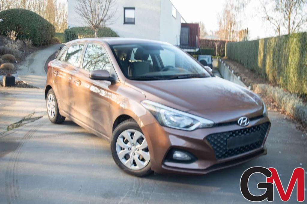 Hyundai i20 i20 1.2i Air (bj 2018), Auto's, Stof, 4 cilinders, Bruin, Bedrijf