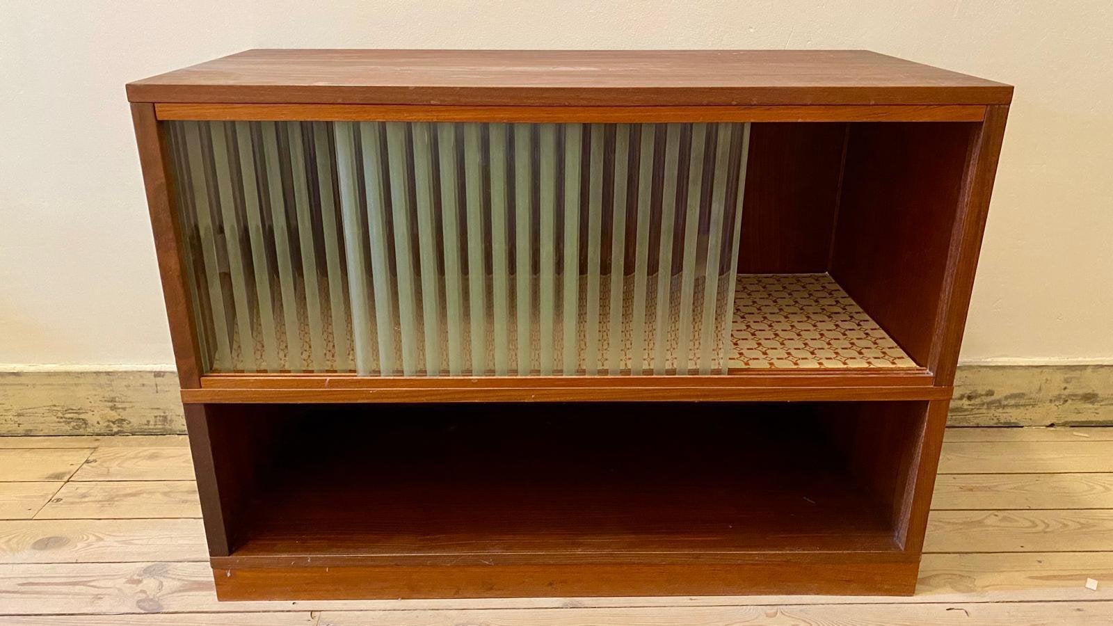 Jaren 60-70 vitrinekastje, Huis en Inrichting, Ophalen, Zo goed als nieuw