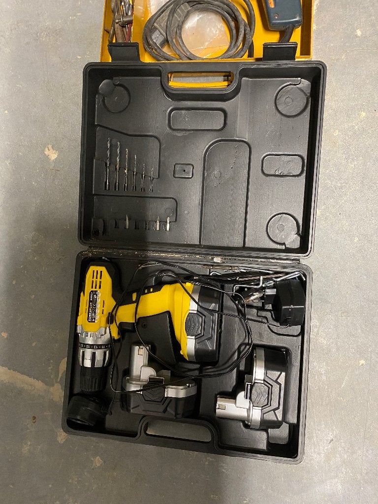 Boor en schroefmachine, Doe-het-zelf en Bouw, Ophalen, Zo goed als nieuw, Boor- en Schroefmachine
