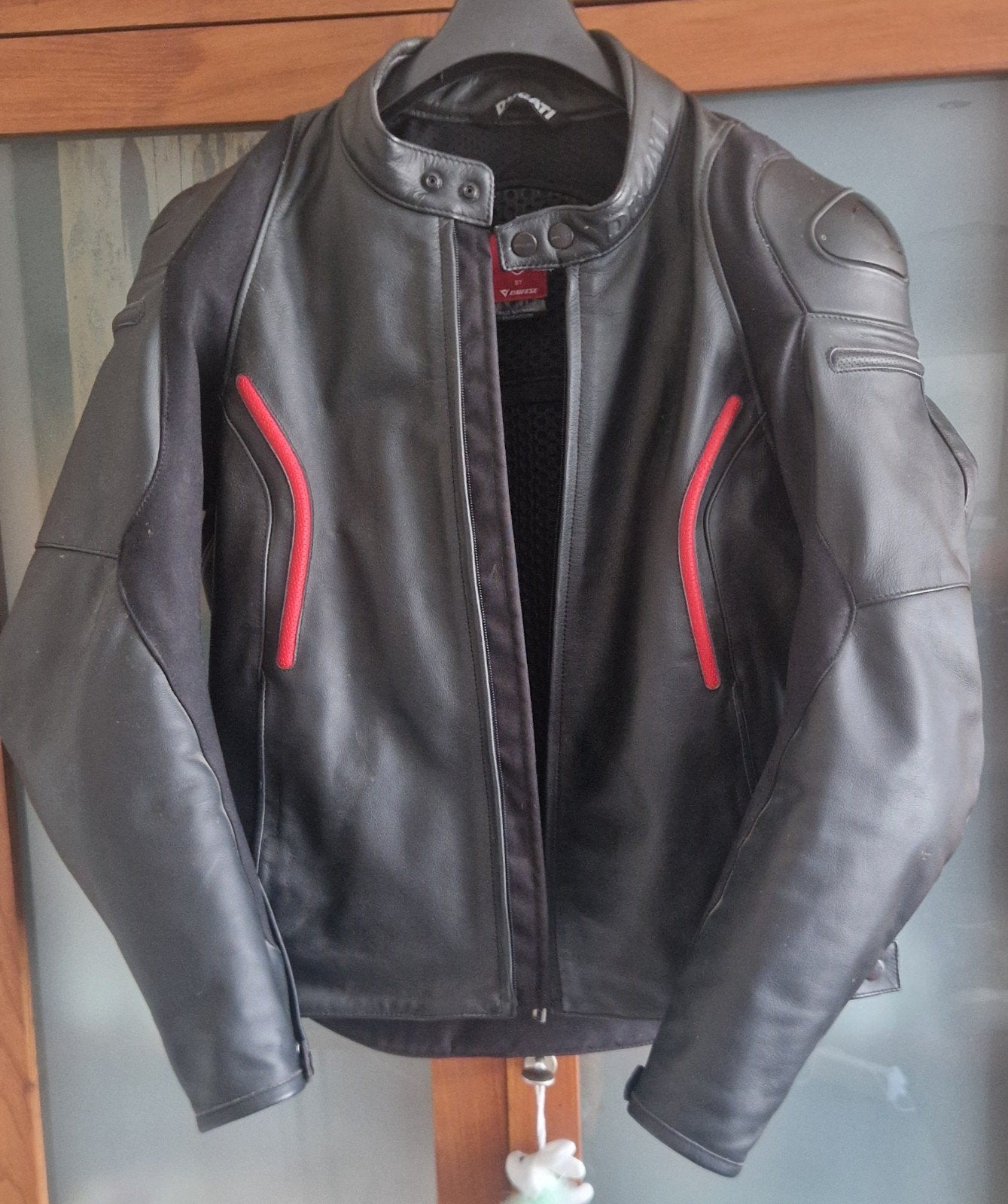 Ducati by Dainese Stealth C2 motorjas, maat C52 Nieuwprijs 5, Motoren, Kleding | Motorkleding, Ophalen