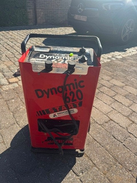 Démarreur- chargeur de batterie Telwin Dynamic 620, Enlèvement, Utilisé