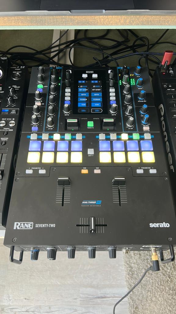 Rane Seventy Two mk1 in nieuwstaat., Muziek en Instrumenten, Mengpanelen, Ophalen, Zo goed als nieuw