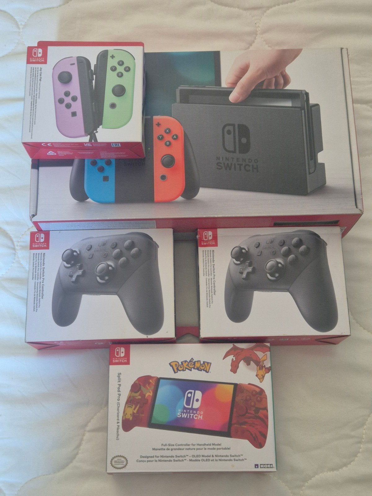 Nintendo Switch + Nombreux accessoires, Enlèvement, Comme neuf, Avec 3 manettes ou plus, Switch 2019 Upgrade
