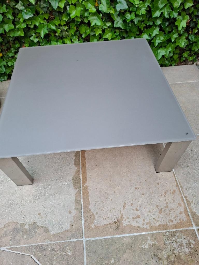 1 tafel  joli, Maison & Meubles, Enlèvement