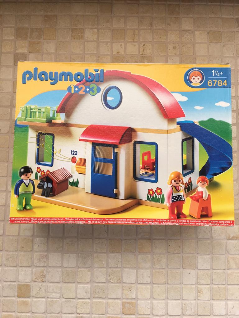 Playmobil woonhuis nr 6784, Kinderen en Baby's, Speelgoed | Playmobil, Ophalen of Verzenden, Zo goed als nieuw