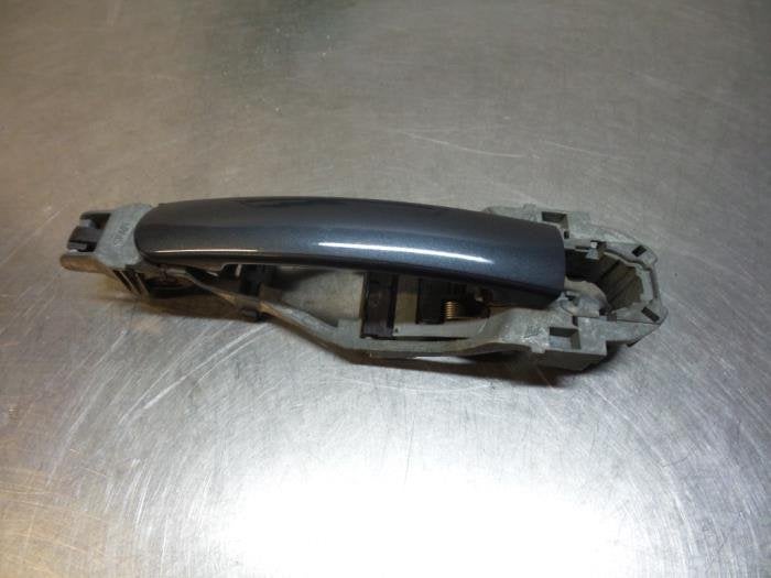Poignée portière 2portes gauche d'un Volkswagen Polo (Polo, Volkswagen, -, 3 mois de garantie, Utilisé