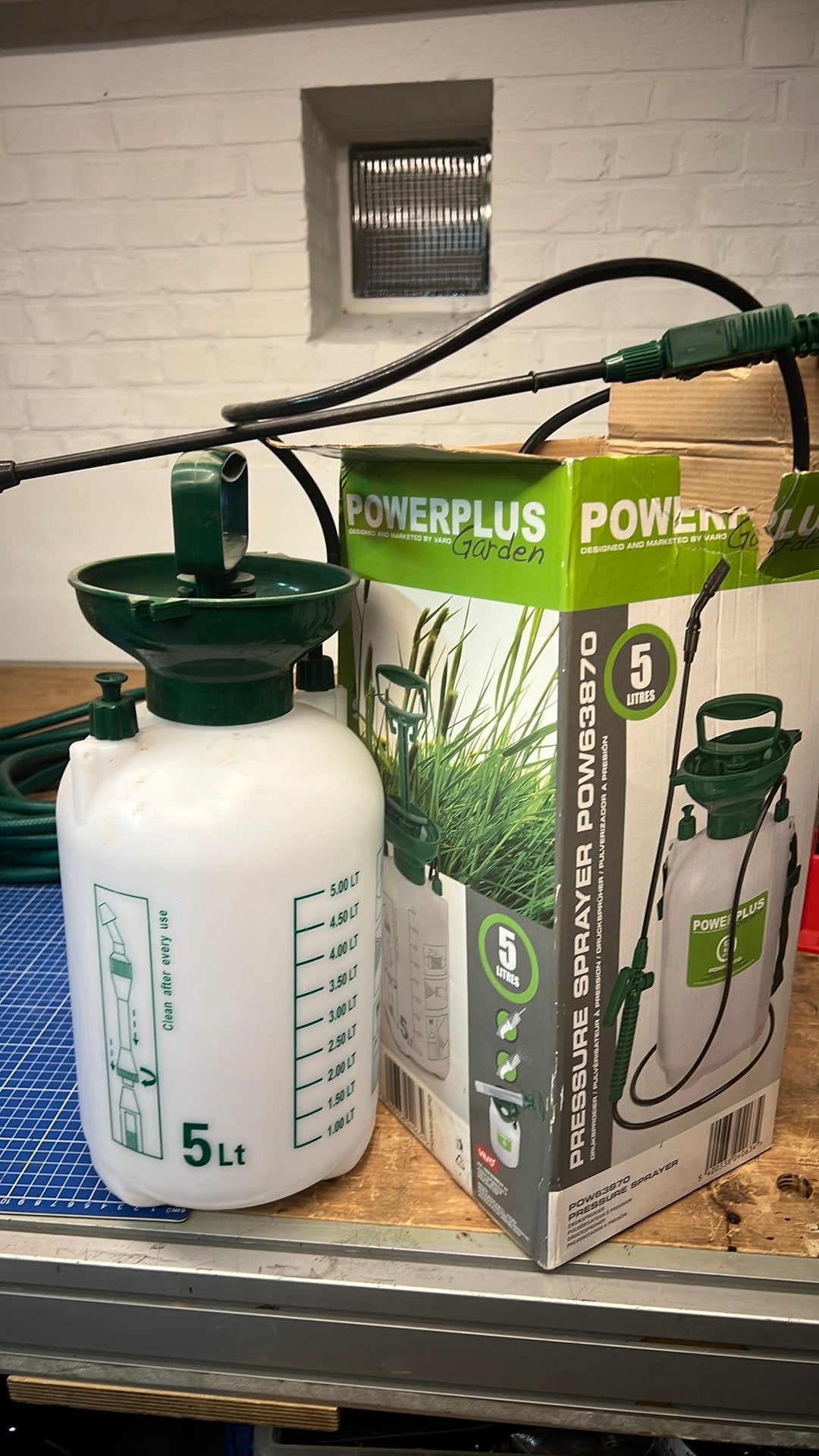 Druksproeier 5L Varo PowerPlus, Ophalen, Zo goed als nieuw