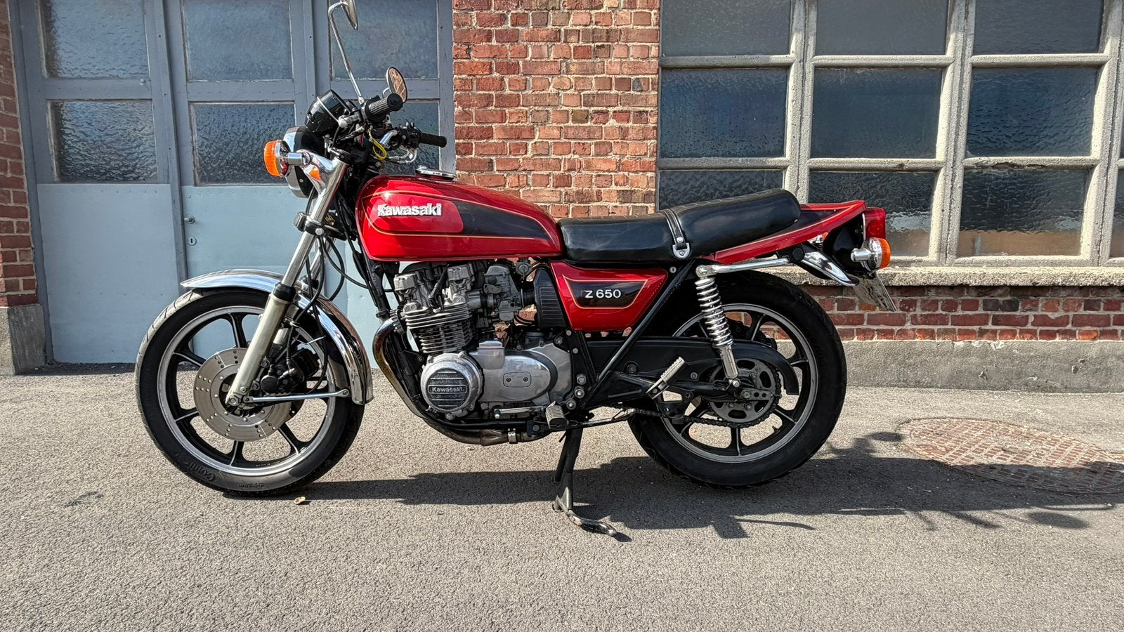 Kawasaki z650, Motoren, Occasion, 4 cilinders, Meer dan 35 kW, Handgeschakeld