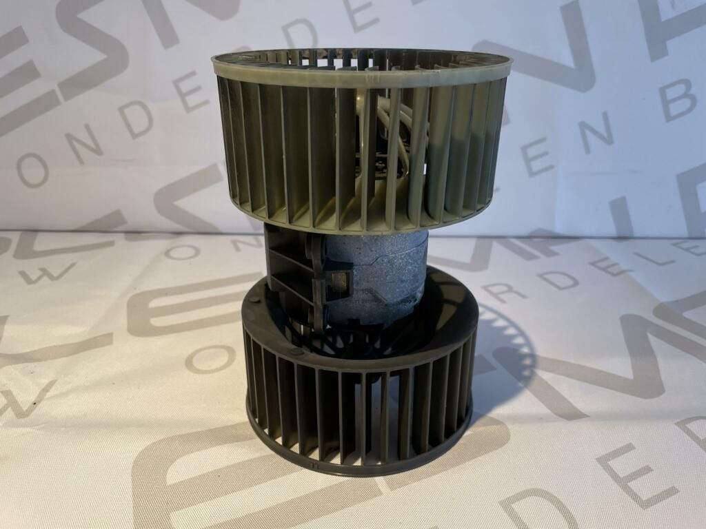 Kachelmotor BMW E36 130111158, -, Utilisé, -, Enlèvement ou Envoi