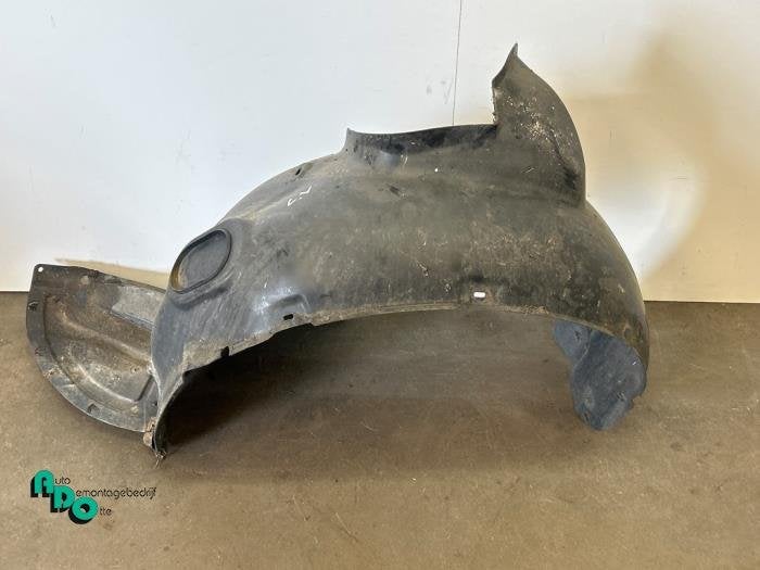 Passage de roue d'un Skoda Fabia (Fabia 08-), -, 3 mois de garantie, Utilisé, Skoda