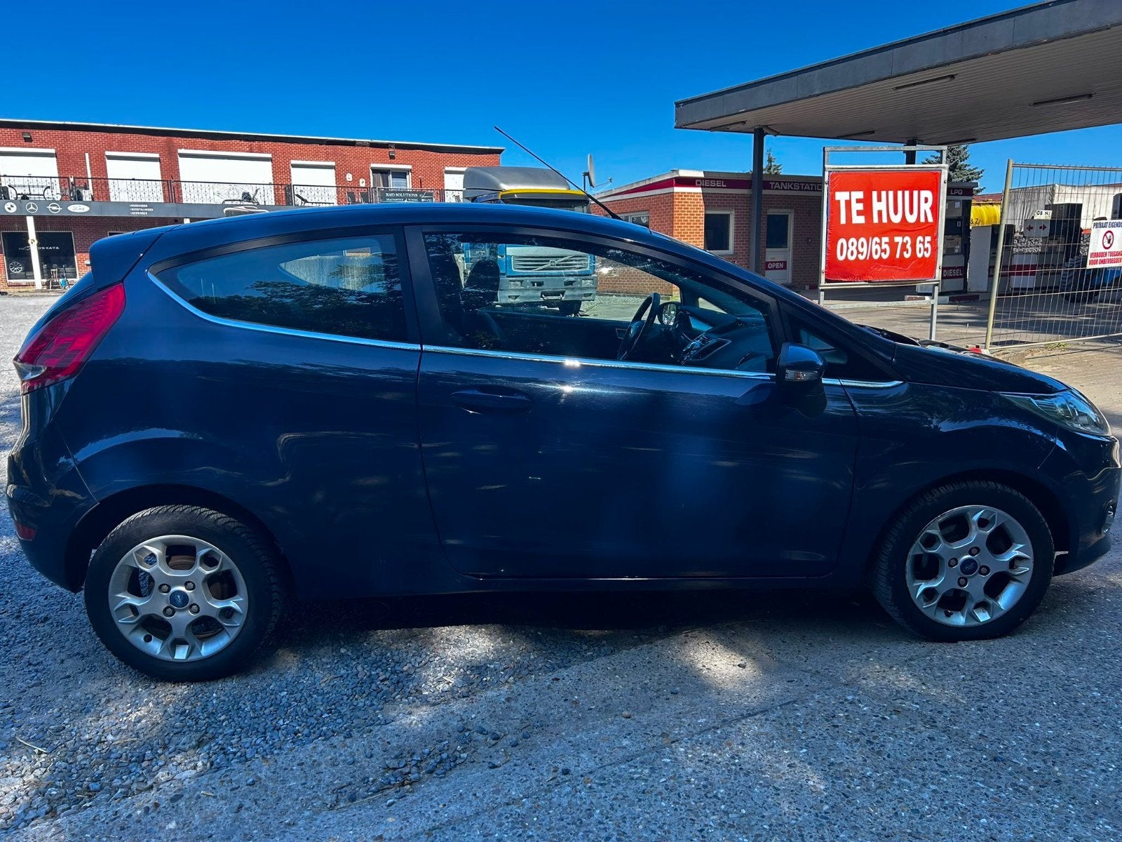 Ford Fiesta 1,25 km à essence 128 000 BJ2012, Achat, Entreprise, Boîte manuelle, Noir