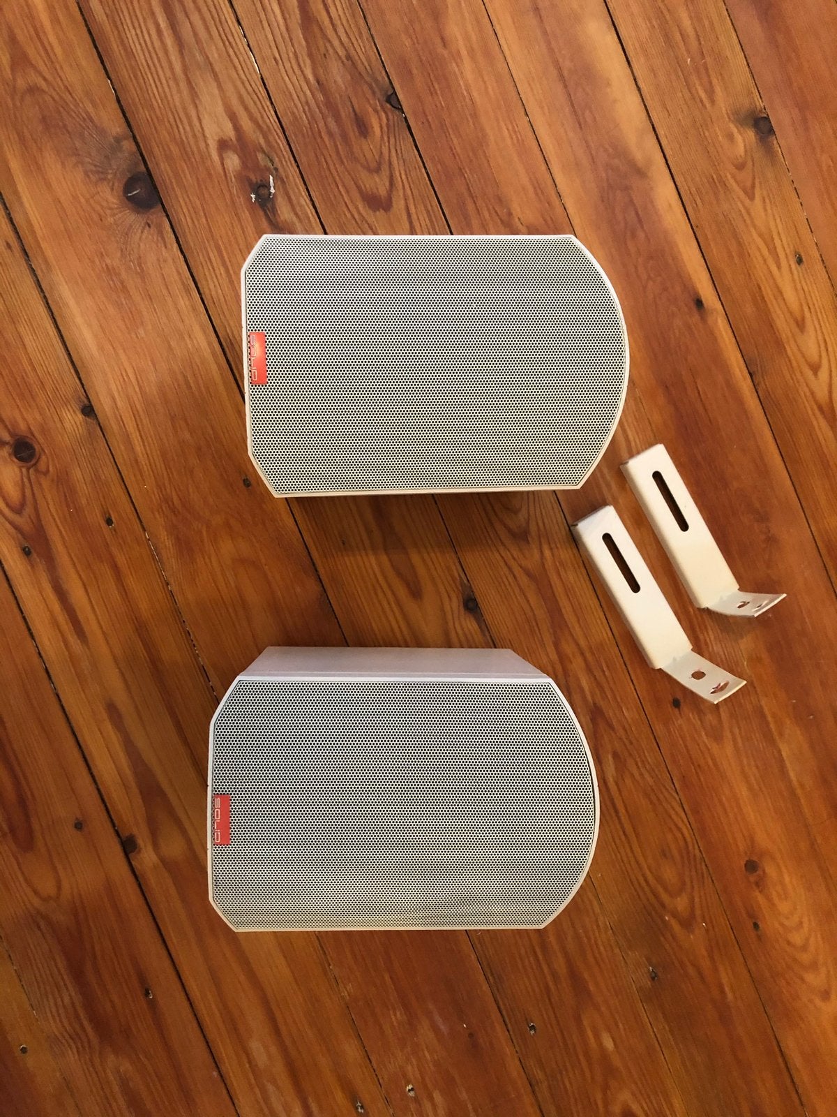 Boxen solid sounds, Audio, Tv en Foto, Luidsprekerboxen, Ophalen of Verzenden, Zo goed als nieuw, 60 tot 120 watt, Front, Rear of Stereo speakers