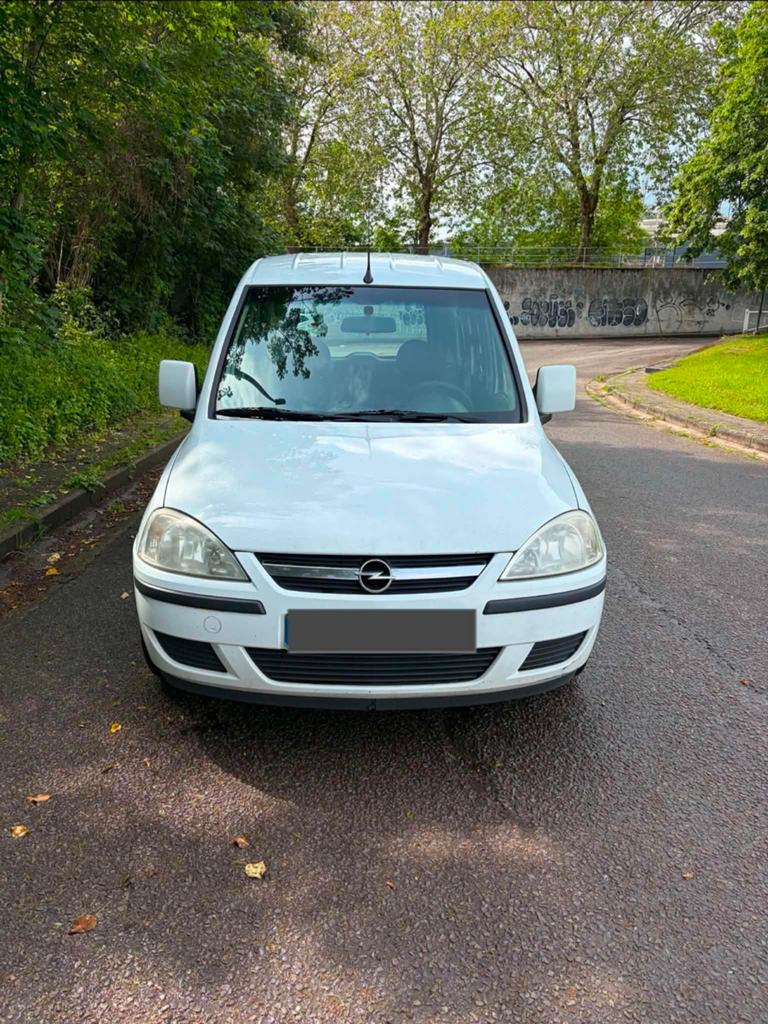 Opel combo 1.3 diesel prêt à immatriculer, Autos, Achat, Boîte manuelle, 5 portes, Tissu
