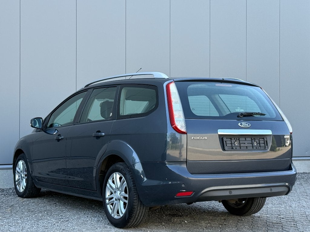 Climatiseur Ford Focus 1.6 TDCi Ghia Cruise en cuir Euro4, Autos, Achat, Entreprise, Boîte manuelle, Noir