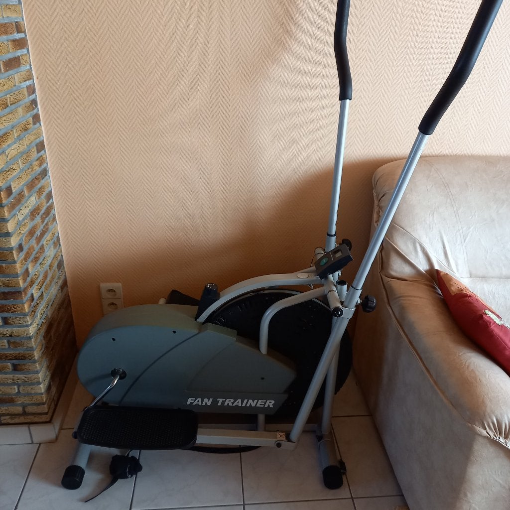 Crosstrainer, Sport en Fitness, Ophalen, Benen, Gebruikt, Crosstrainer