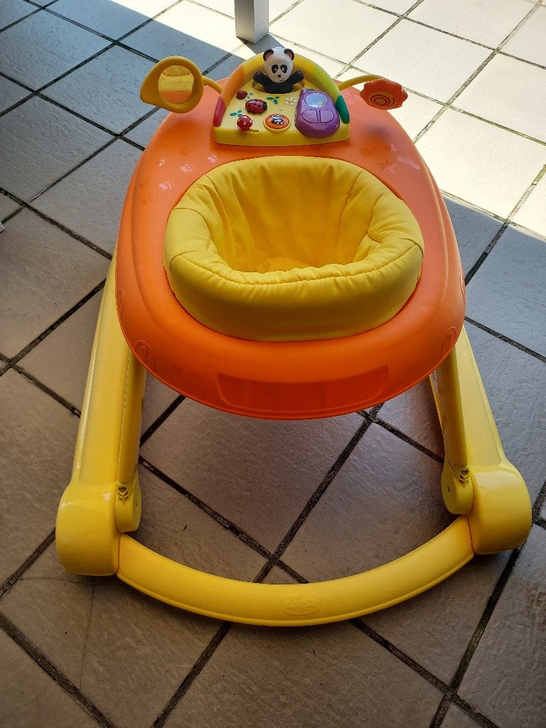 Chicco loopstoel 123, Kinderen en Baby's, Speelgoed | Buiten | Voertuigen en Loopfietsen, Ophalen, Zo goed als nieuw, Loopvoertuig