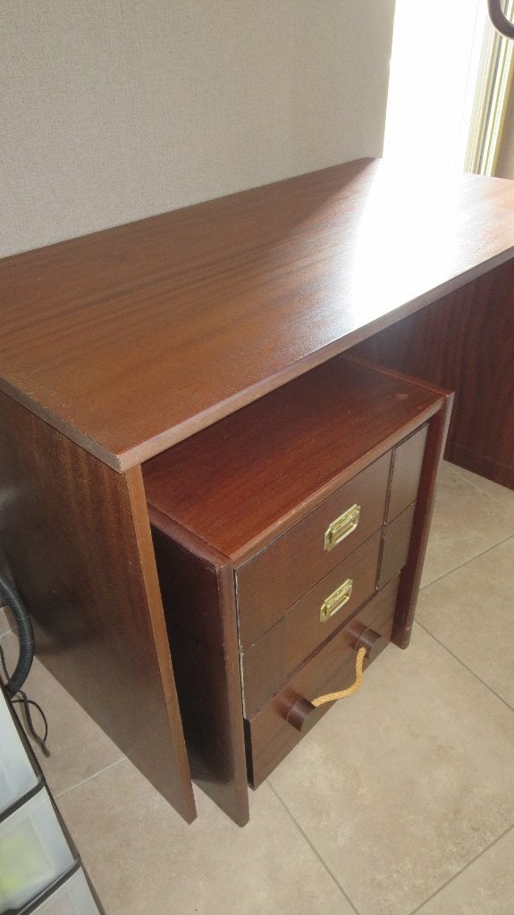 houten bureau met ladenkast., Autres marques, Bureau d'écolier, 120 cm, Classique