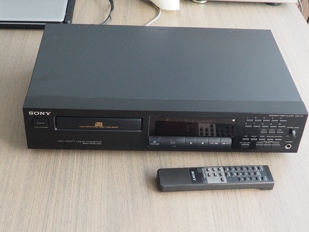 Sony CDP-311 CD-speler, Audio, Tv en Foto, Ophalen of Verzenden, Zo goed als nieuw, Sony