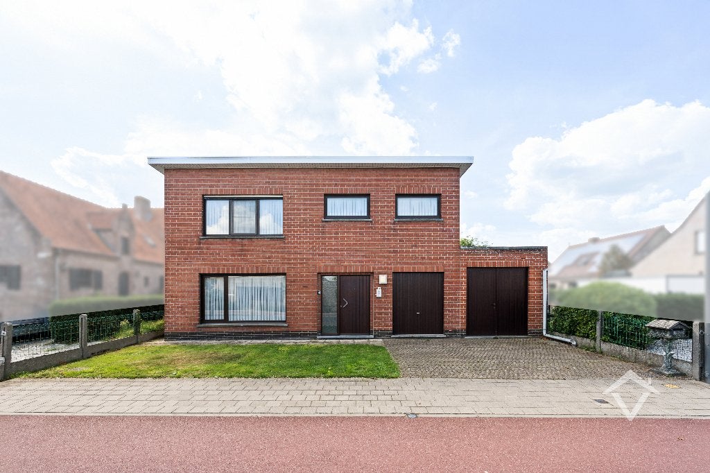 Vrijstaande woning, 4 slaapkamers en dubbele garage Ichtegem, 382 kWh/m²/jaar, 500 tot 1000 m², Vrijstaande woning, Provincie West-Vlaanderen