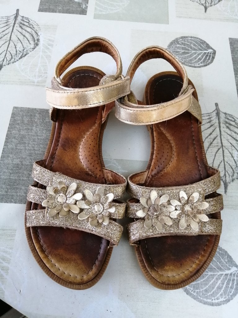 lederen sandalen maat 36, Enlèvement ou Envoi, Comme neuf, Chaussures, Fille