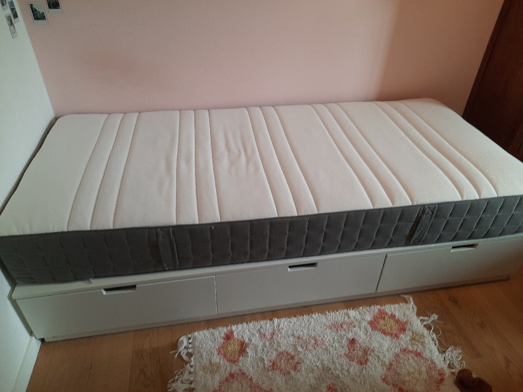 Eenpersoonsbed met laden Ikea, Maison & Meubles, Chambre à coucher | Lits, Eenvoudig wit., 90 cm, Une personne, Enlèvement