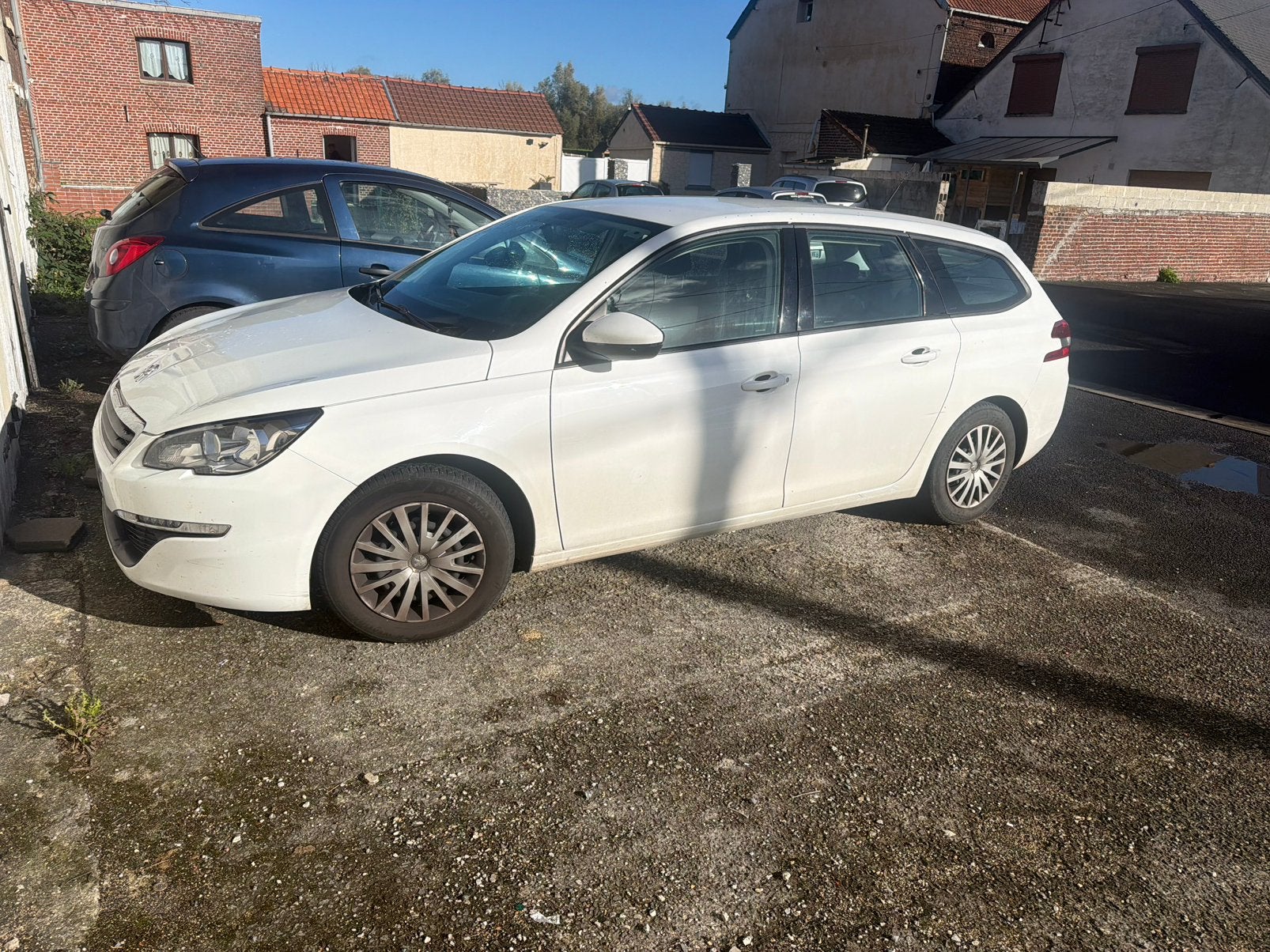 308 sw, Achat, Boîte manuelle, Noir, 5 portes