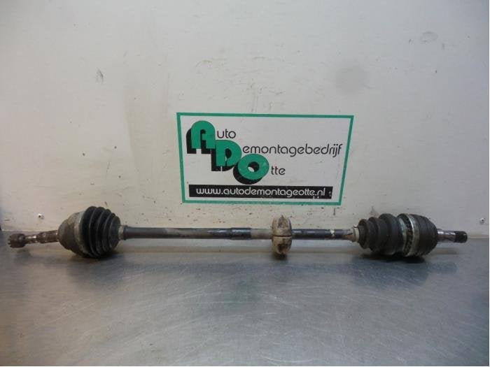 Arbre de transmission avant droit d'un Opel Zafira (Zafira A, -, Opel, 3 mois de garantie, Utilisé