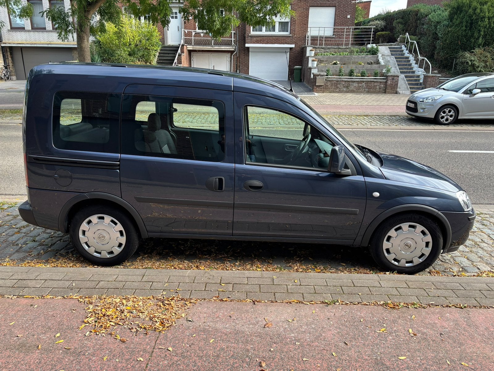Opel Combo 1.4 Essence 1 ère main prête a immatriculer, Autos, Achat, 5 portes, Alarme, 5 places