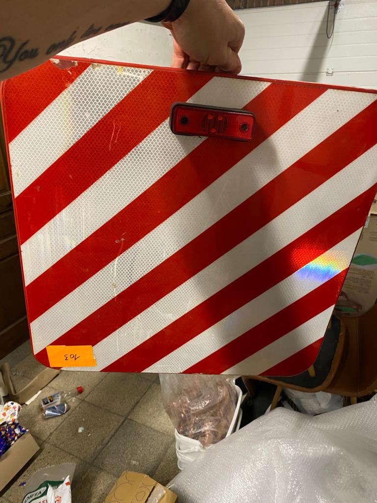 Signaalbord aanhangwagen 50cmx50cm gratis, Auto diversen, Aanhangwagen-onderdelen, Ophalen, Zo goed als nieuw