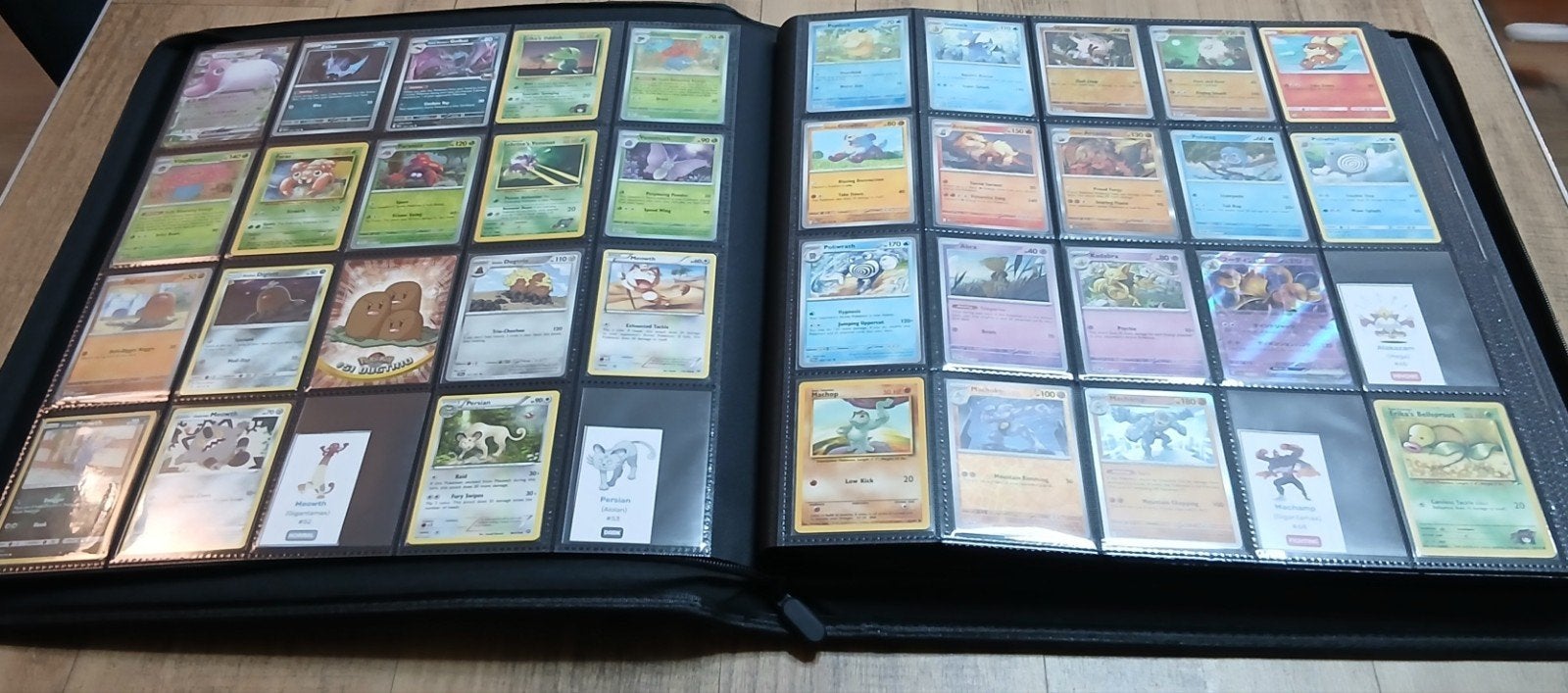 Pokemon pokedex binder pokemon kaarten, Hobby & Loisirs créatifs, Jeux de cartes à collectionner | Magic the Gathering, Enlèvement ou Envoi